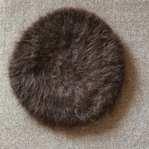 🦙 Lauren Manoongian Beret